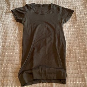 Lululemon Swiftly Tech Shortsleeve